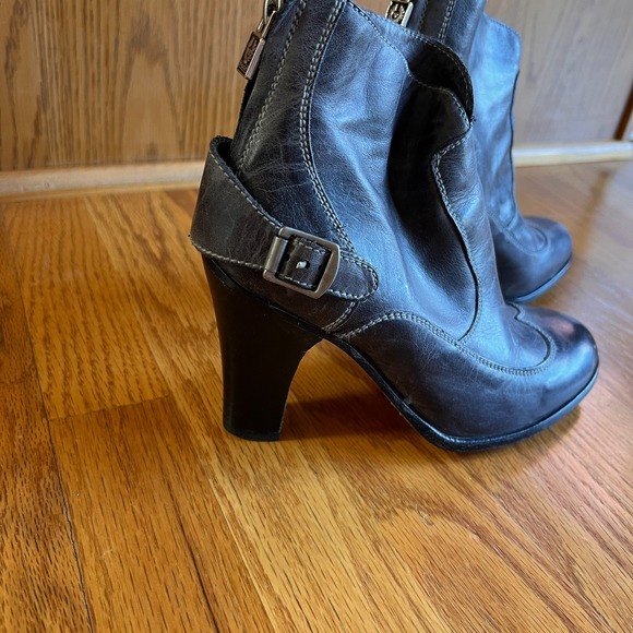 BED STU Womens Leather Ankle Boots Gray Size 36 Y2K Menswear Indie Buckle Heel